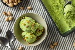Nicecream mit Pistazien