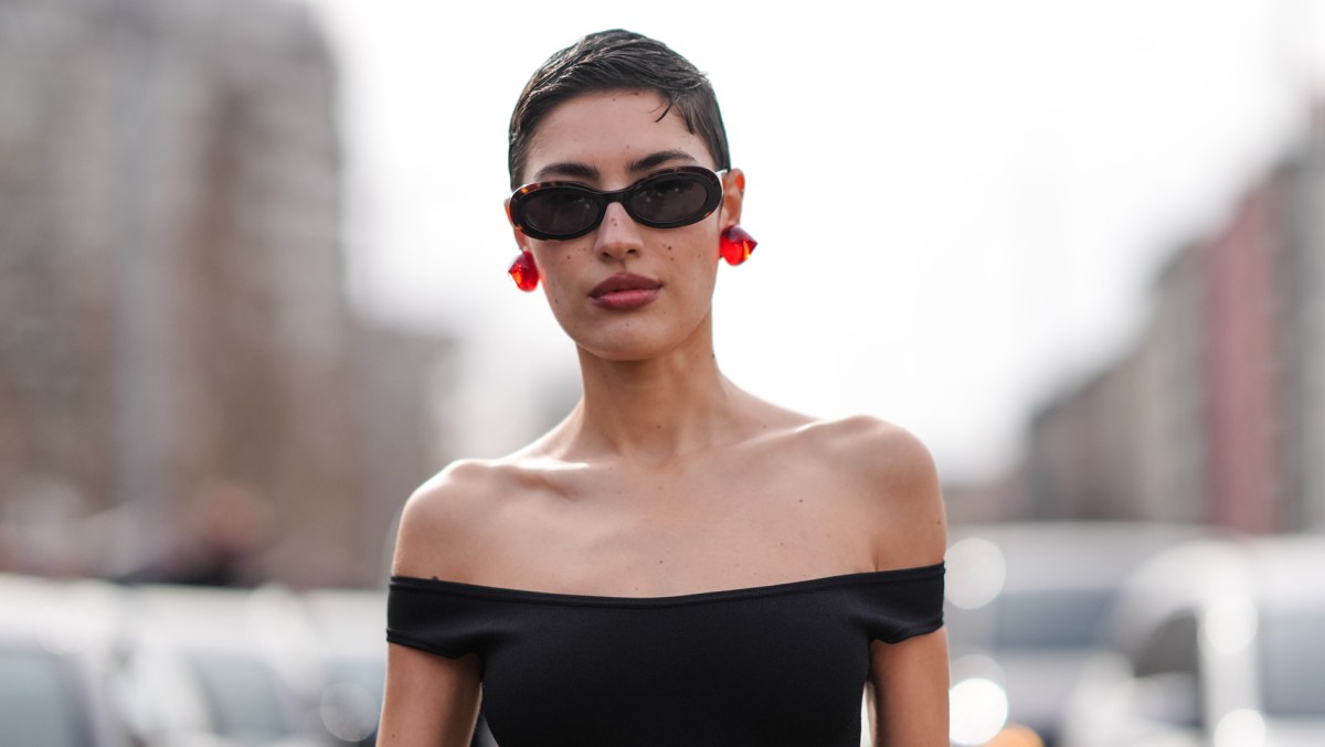 Faru mit kurzen Haaren