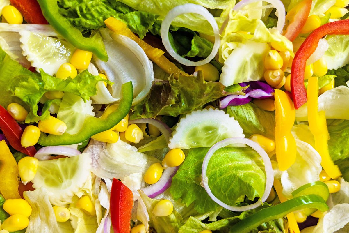 Das vegane Sub könnt ihr nach Geschmack mit Salat und Gemüse pimpen