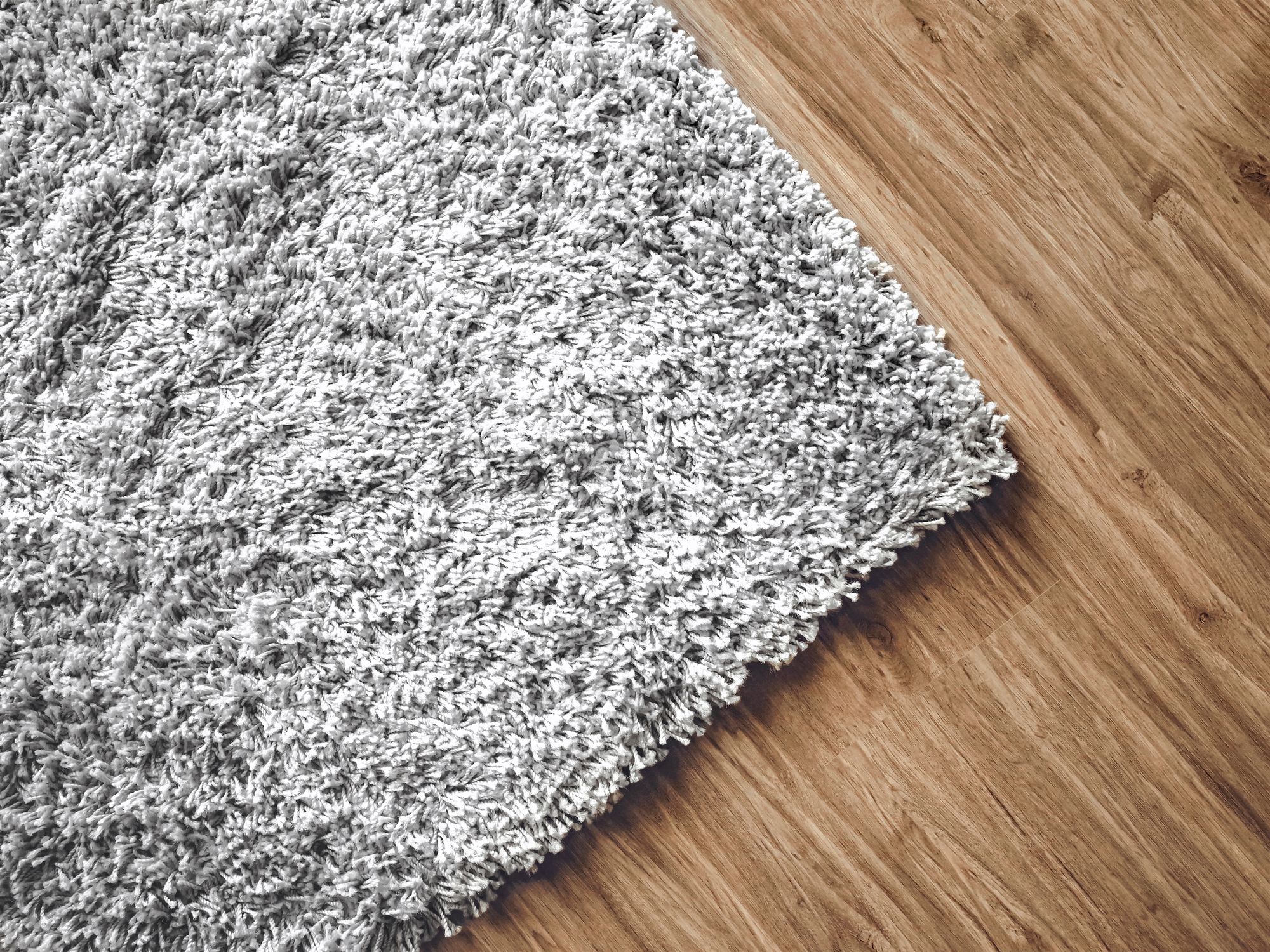 Kaugummi entfernen aus dem Teppich