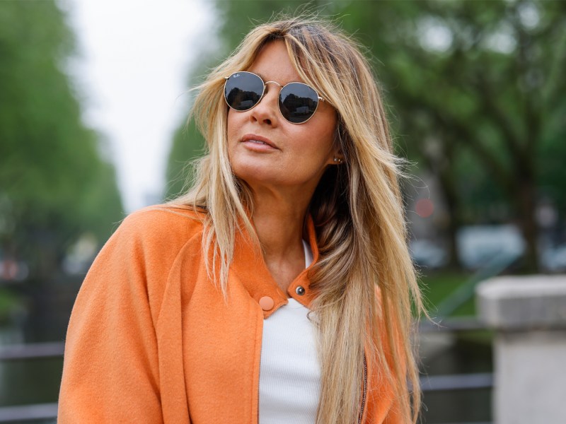 Gitta Banko mit frischen blonden Strähnchen.