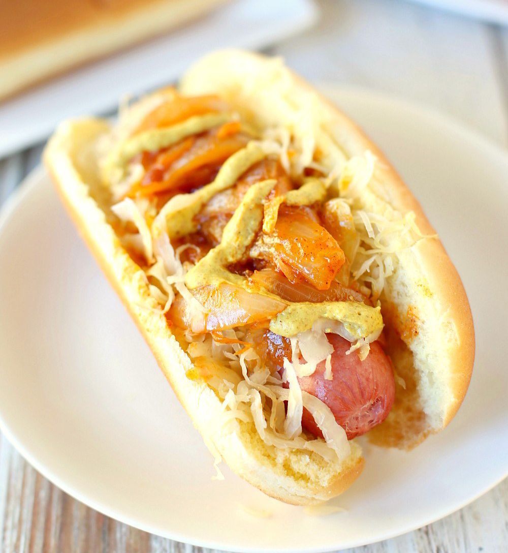 New York Hot Dogs mit Sauerkraut