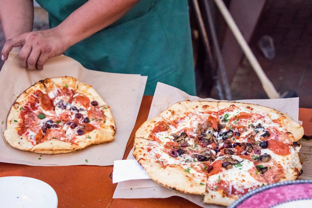 Italienische Pizza: Aus Neapel, Rom, Sizilien...