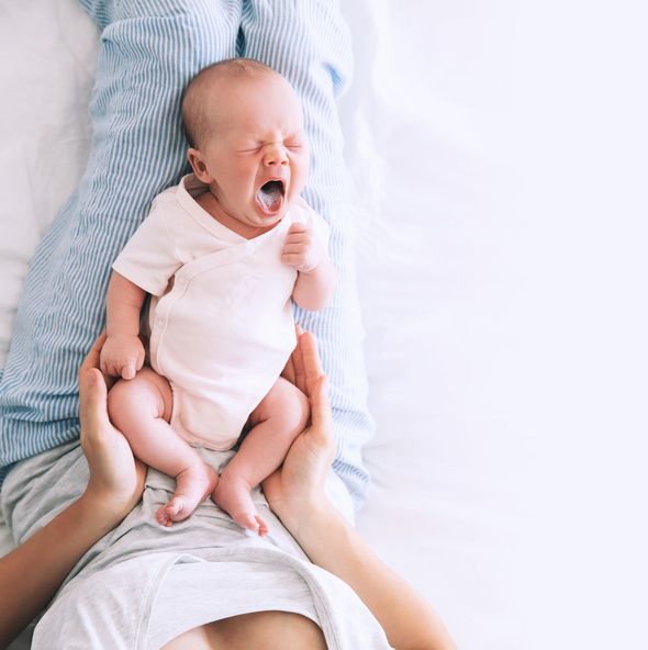 Babys die viel schreien, schlucken viel Luft. Bauchschmerzen sind die Folge.
