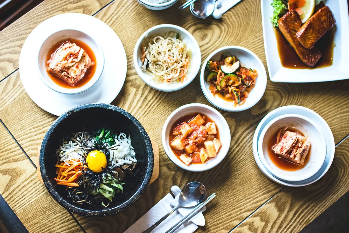 Eine Speise kommt selten allein: In Korea gibt es immer mehrere Banchan dazu
