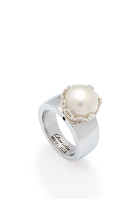 Perlen-Ring, 360 €