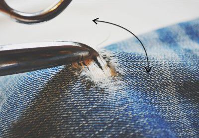 Destroyed Jeans selber machen: Anleitung Schritt 6