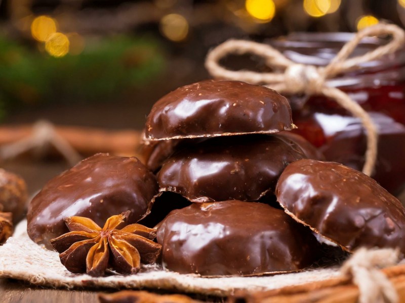 Lebkuchen mit Schokolade überzogen