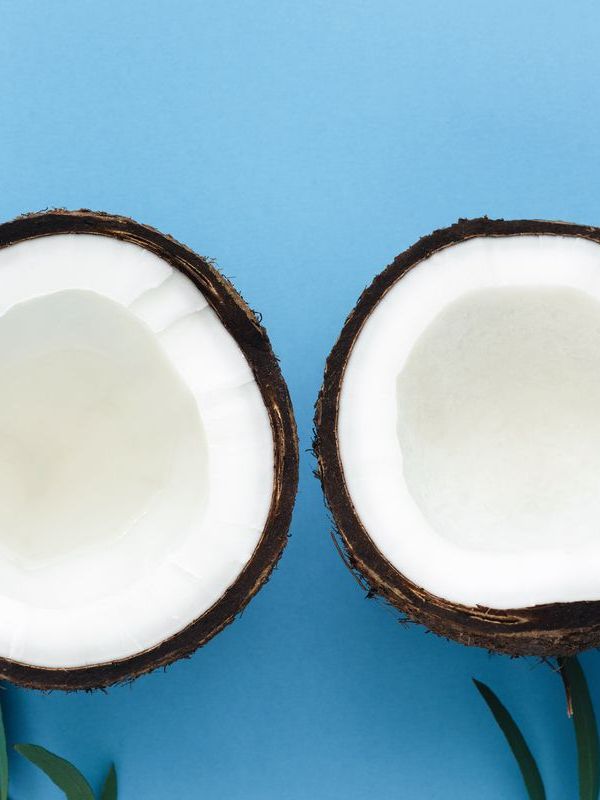 Kokosöl für die Haare: Wirkung, Anwendung und Pflegetipps