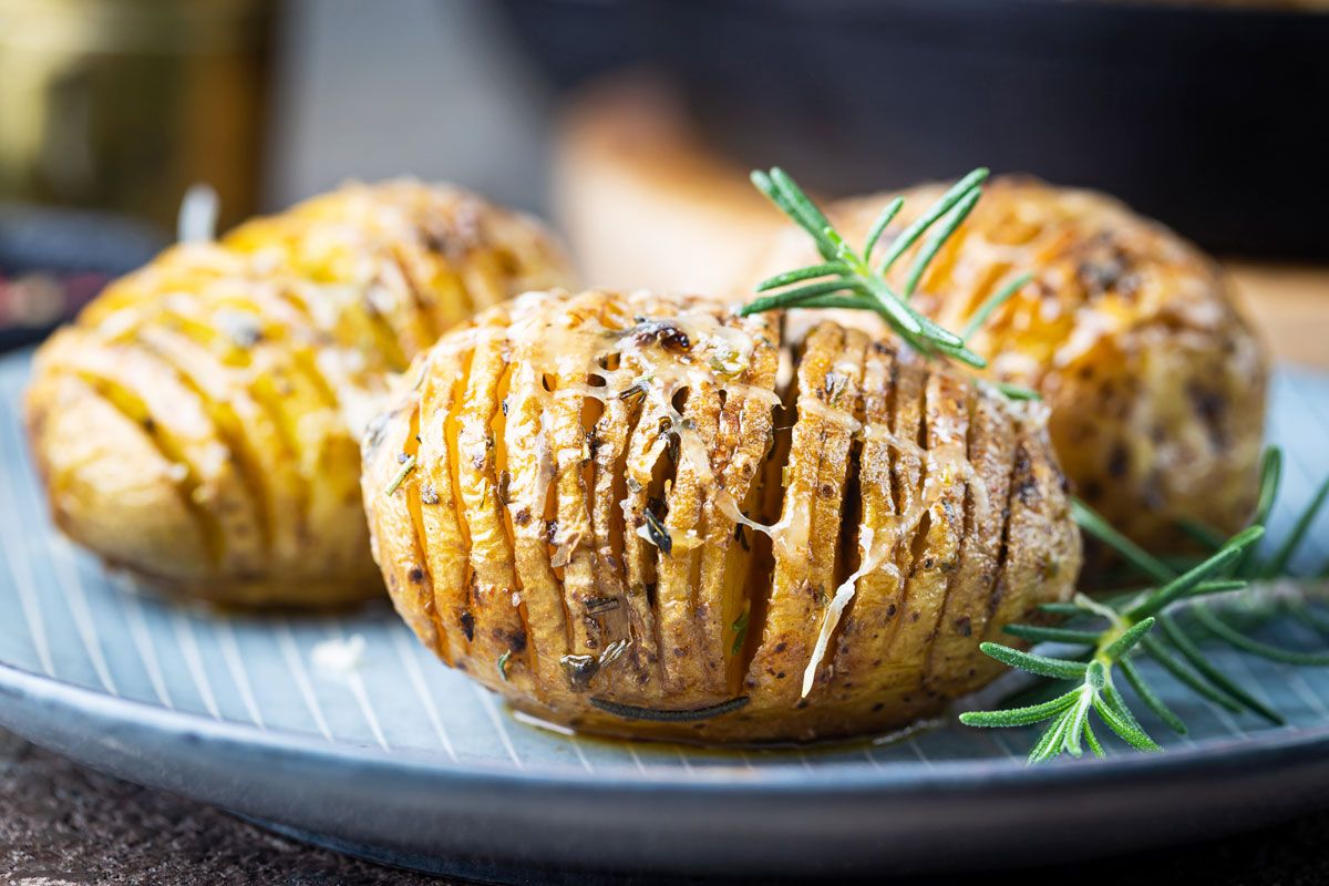 Hasselback-Kartoffeln: Rezept für Schwedische Fächerkartoffeln