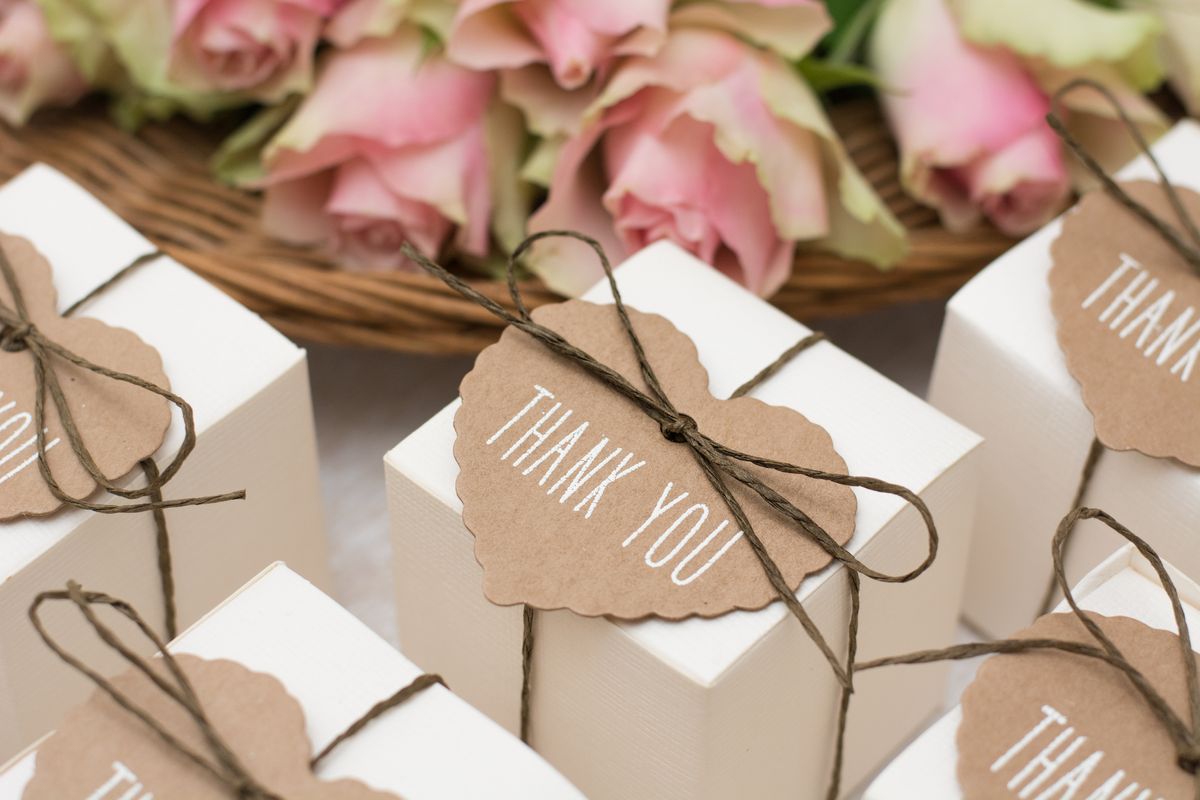 Gastgeschenke sind bei Hochzeiten eine immer gern gesehene Aufmerksamkeit.