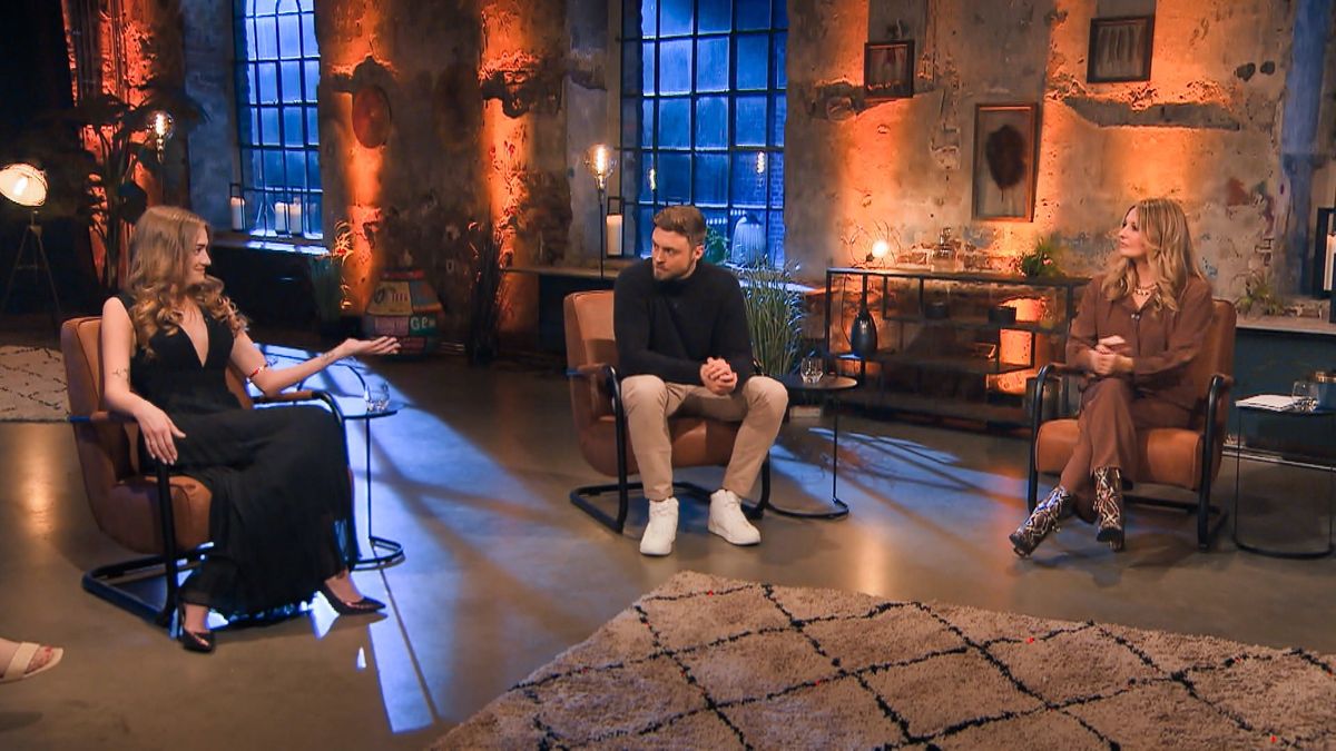 Mimi und Niko mit Frauke Ludowig in der Sendung "Nach der letzten Rose"