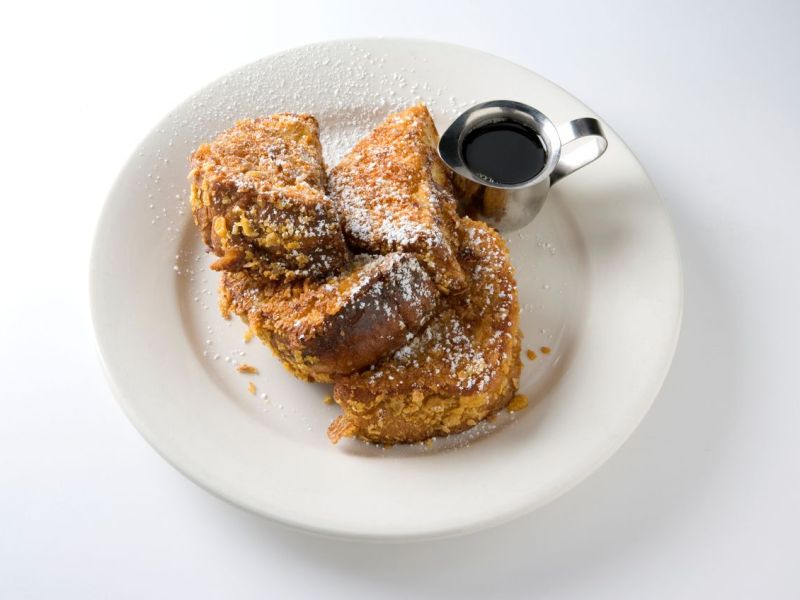 French Toasts mit Cornflakes-Panade: Geniale Frühstücksidee