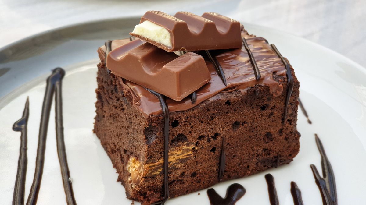 Rezept für saftige Kinderriegel Brownies: So lecker hast du den Riegel noch nie gegessen!