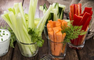 Verdauung anregen mit Gemüse & Salat