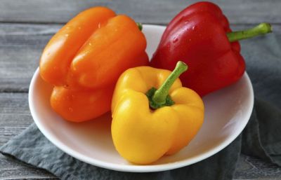 Vitamin C reiche Lebensmittel Platz 4: 140 mg / 100 g rote Paprika (roh)