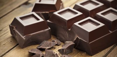 Für einen flachen Bauch: Süßes & Schokolade vermeiden!