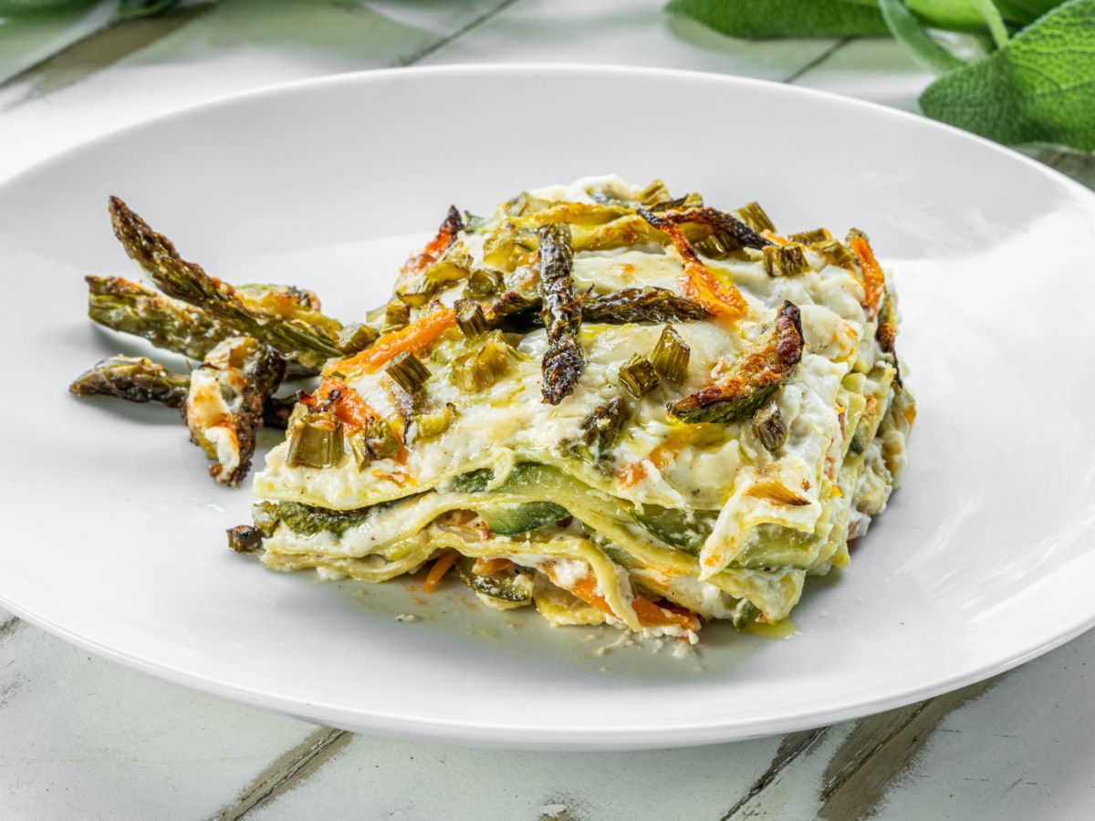 Spargel mal anders: Diese Spargel-Lasagne ist der Hammer!