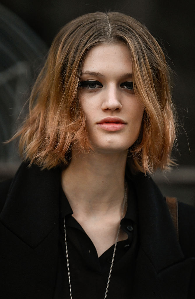 Choppy Bob mit Mittelscheitel