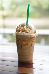 Milkshake mit Popcorn