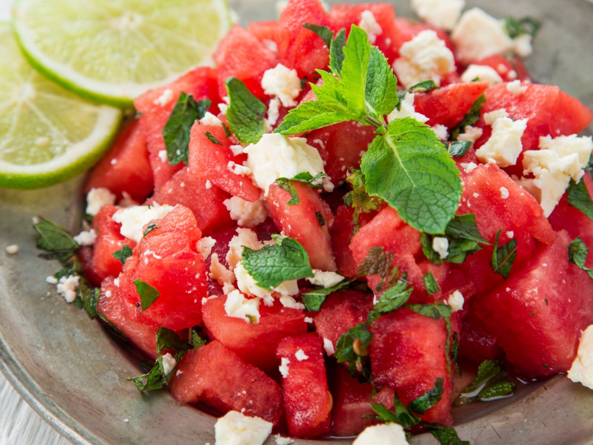 Wassermelonen-Feta-Salat mit Minze.