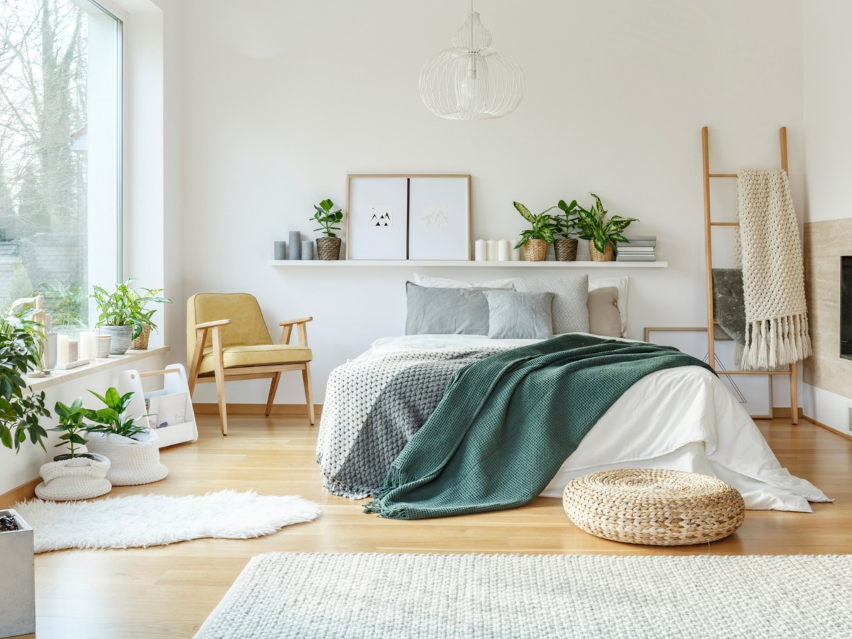 Gemütlich eingerichtetes Schlafzimmer