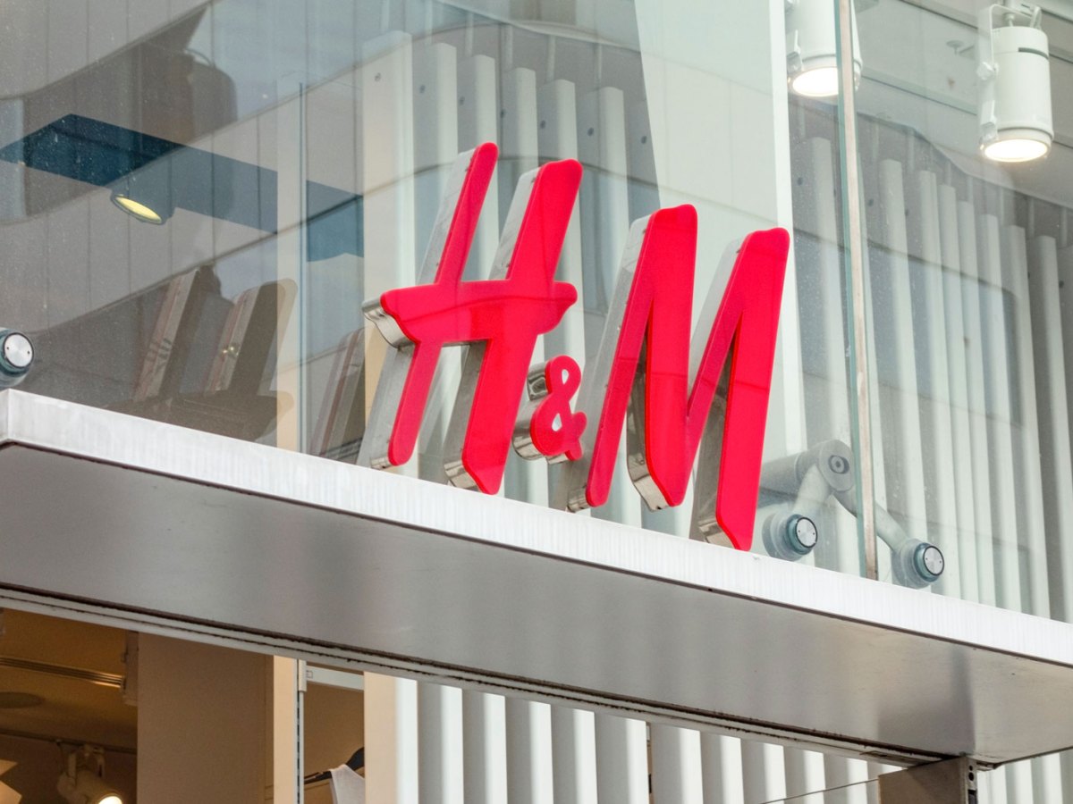 H&M Geschäft im Herbst 2024