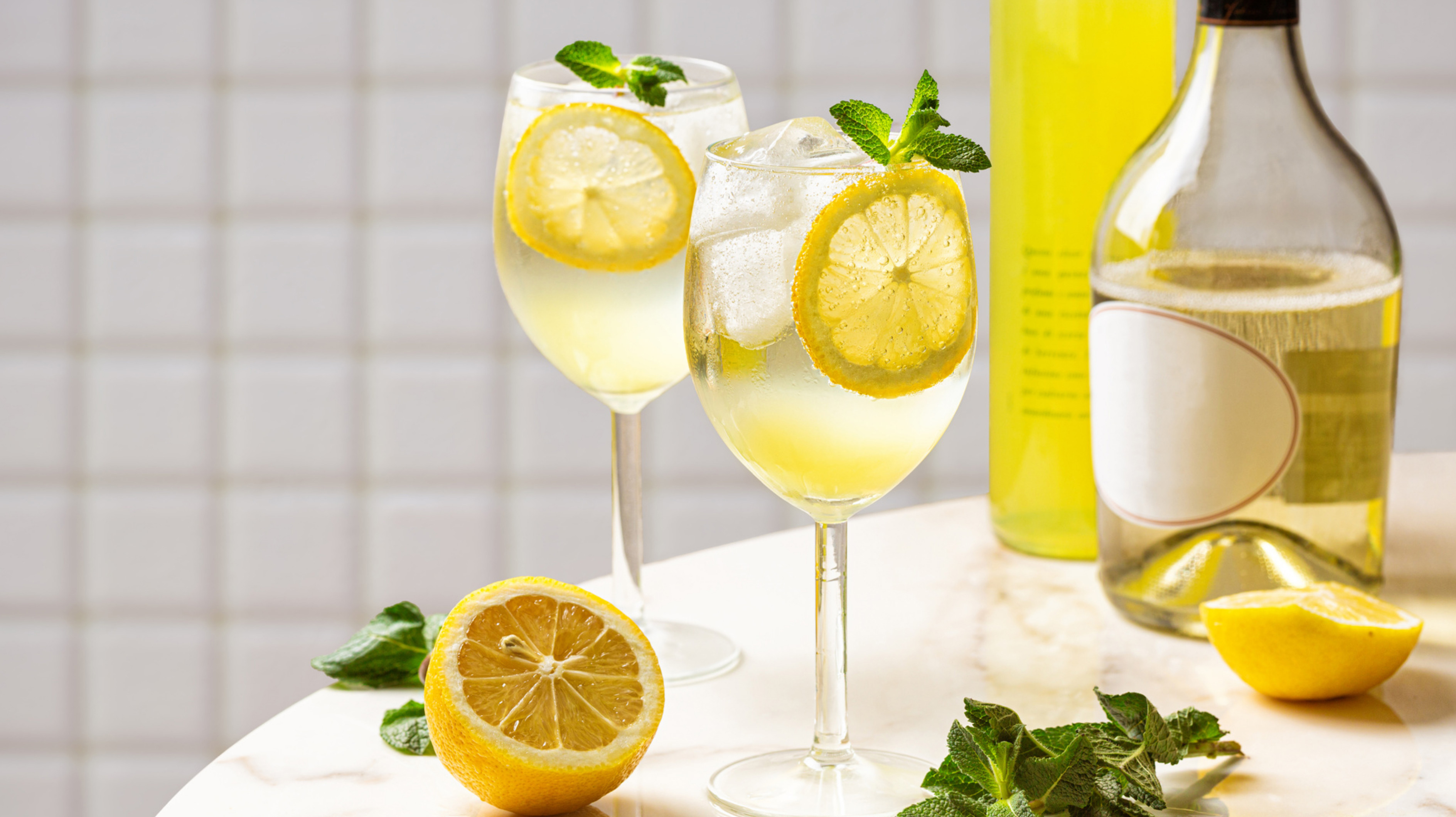 Limoncello-Spritz