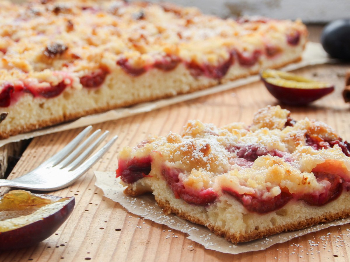 Zwetschgendatschi vom Blech: Nach Omas Rezept