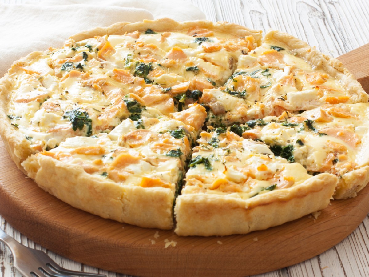 Diese Lachs-Spinat-Quiche wird dein neuer Ofen-Hit im Herbst