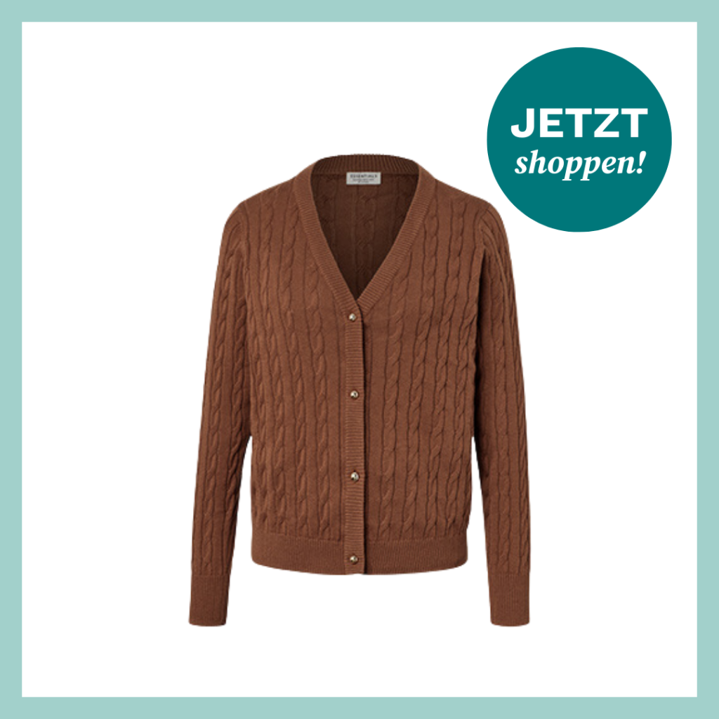 Braune Strickjacke von Tchibo.