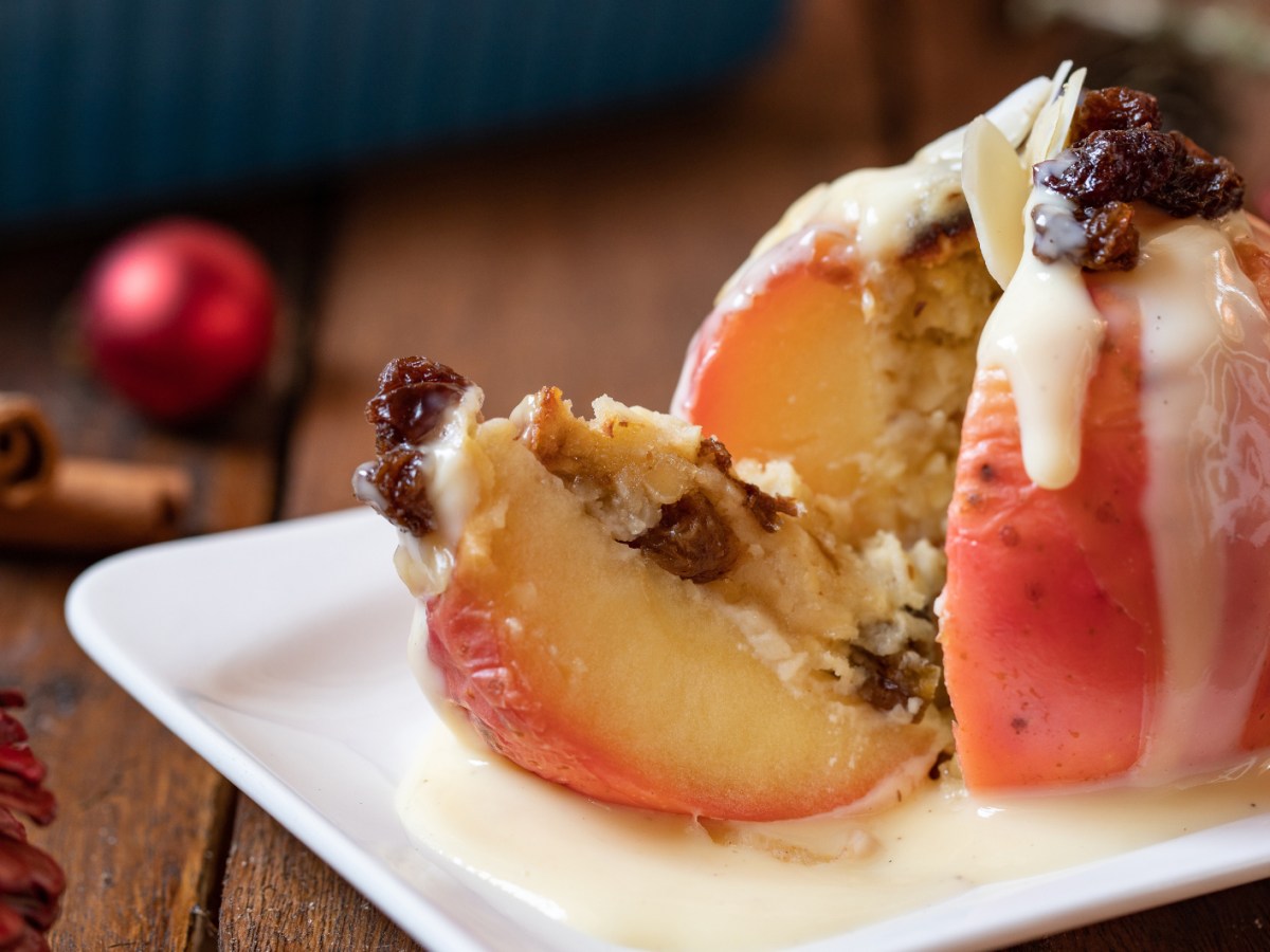 Winterdessert aus der Heißluftfritteuse: Bratäpfel mit Marzipan-Nuss-Füllung