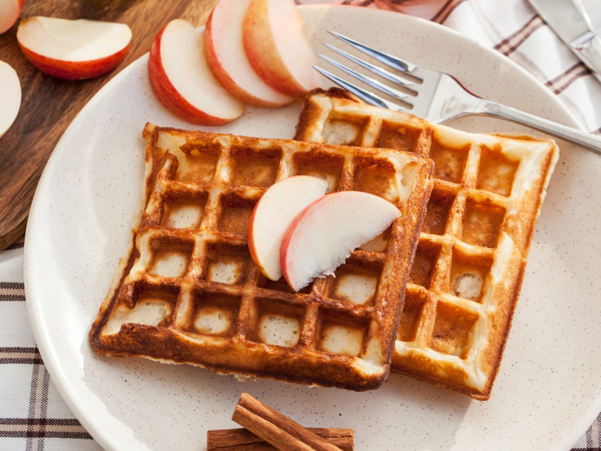 Apfel-Zimt-Waffeln: Himmlisches Herbst-Rezept