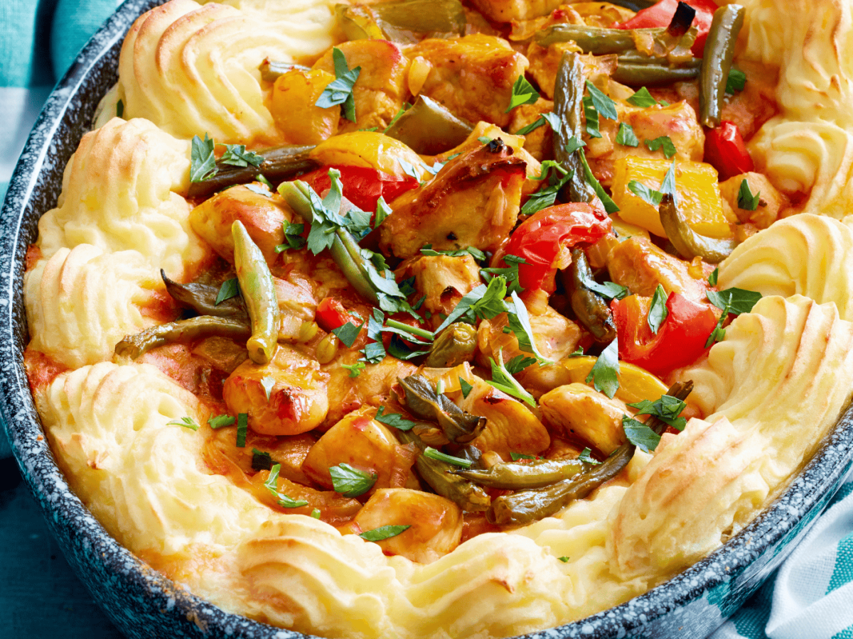 Knusprig, deftig, genial: Hähnchengulasch aus dem Ofen