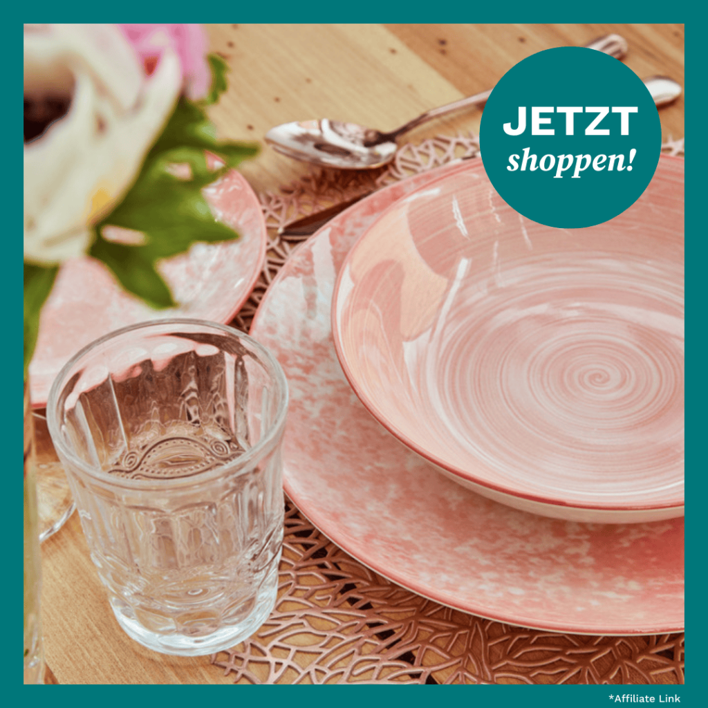 Moodbild eines gedeckten Tisches.