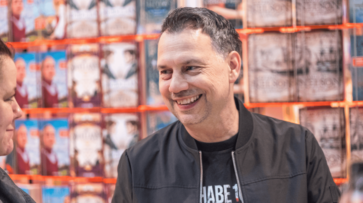 Sebastian Fitzek auf der Leipziger Buchmesse 2025.