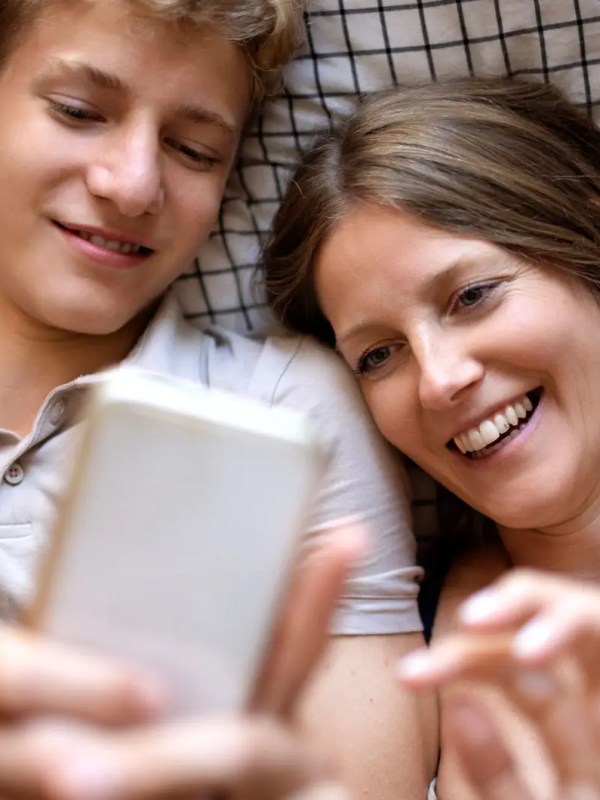 Kinder fühlen Liebe anders, als Eltern denken: 5 Dinge, die wirklich zählen