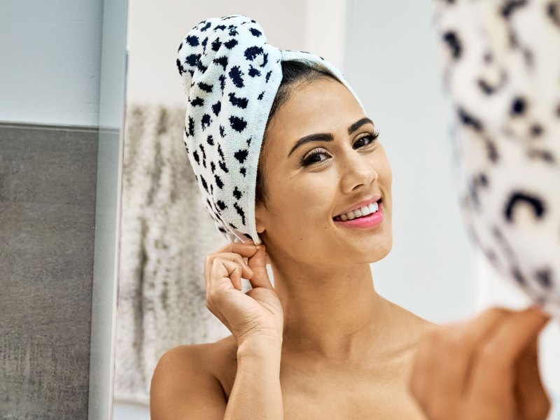 Frau mit Feiler Turban