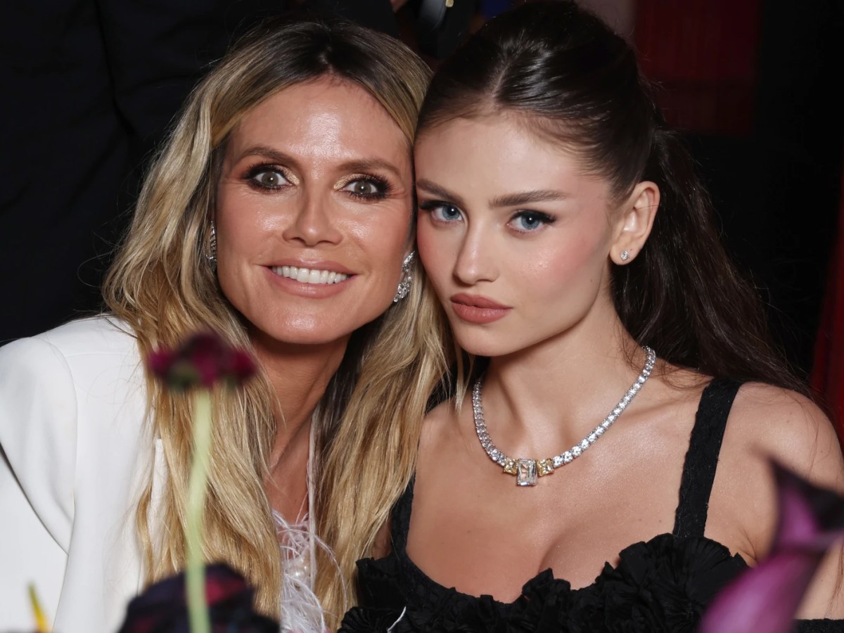 Heidi und Leni Klum auf einem Festival in Frankreich