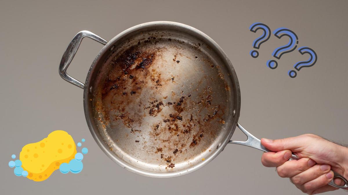 Person ein hält eine Pfanne mit eingebrannten Resten.