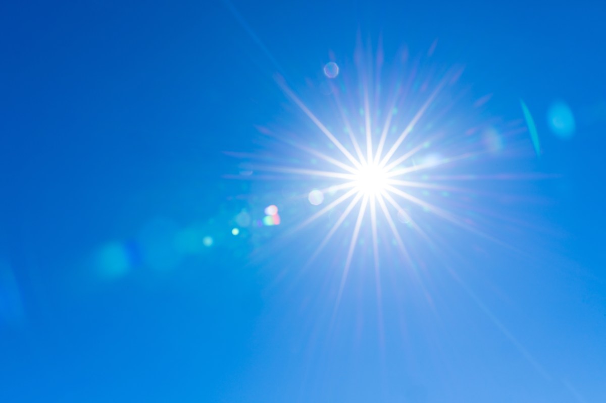 Himmel mit Sonne