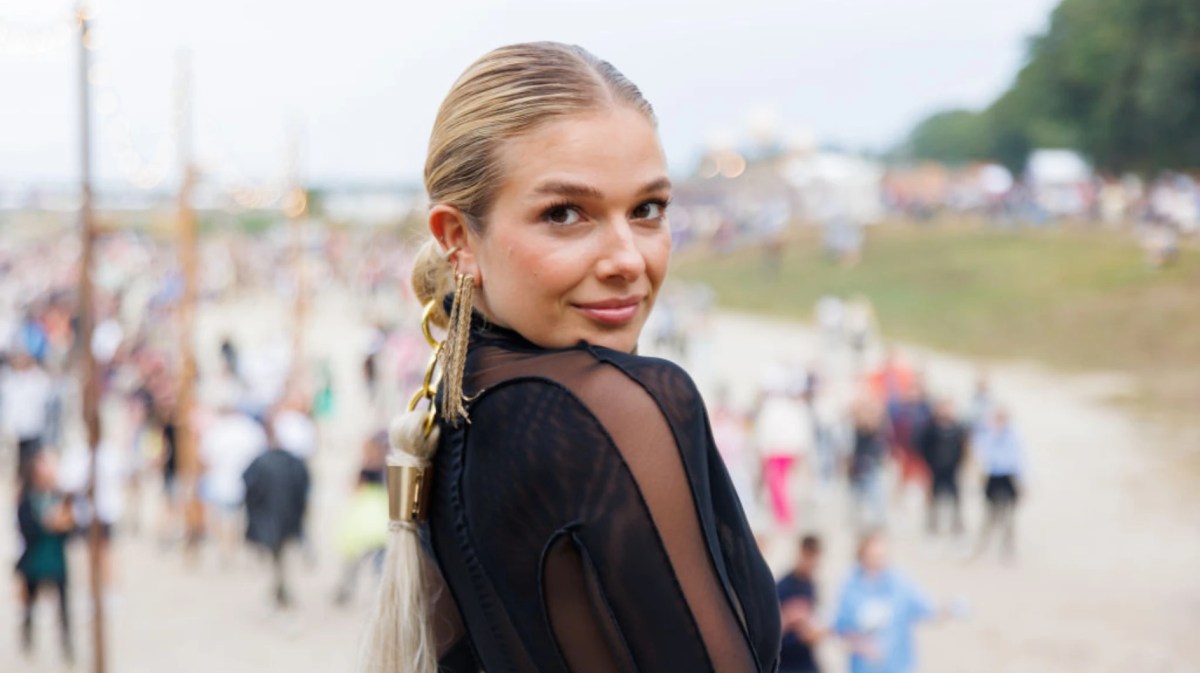 Moderatorin Lola Weippert