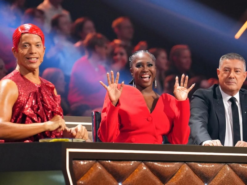 Die Jury mit Jorge González (l.), Motsi Mabuse und Joachim Llambi.