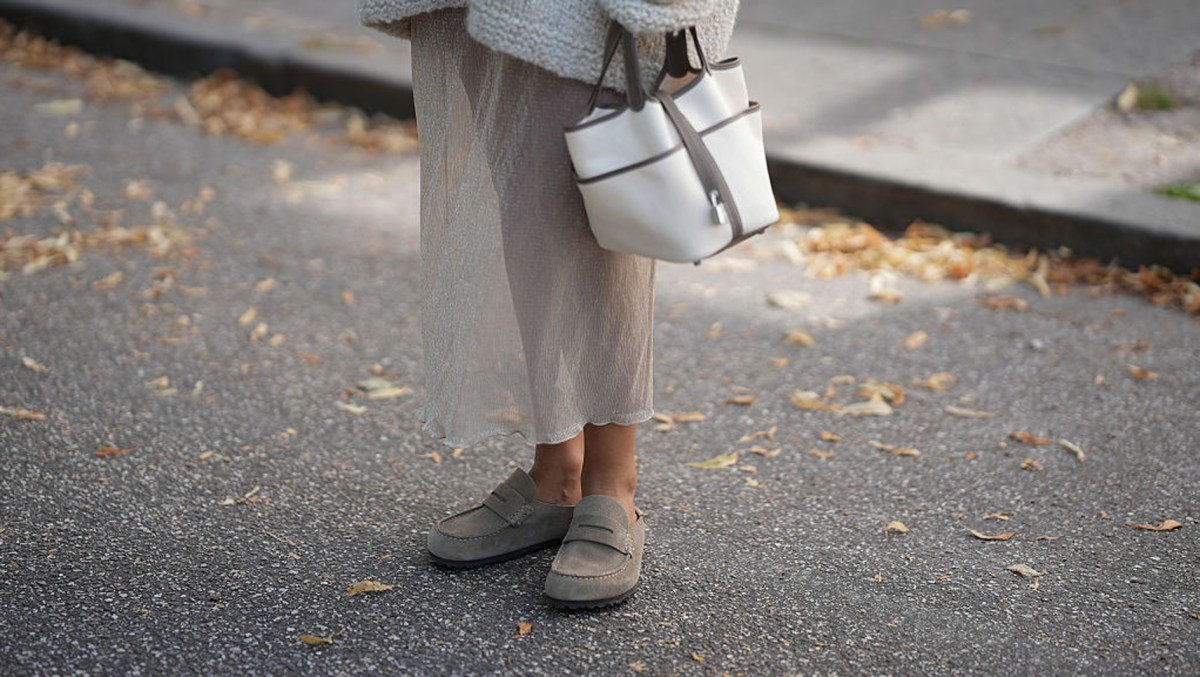 Streetstyle Hamburg 08/2025: Laura Noltemeyer trägt Birkenstock Naples