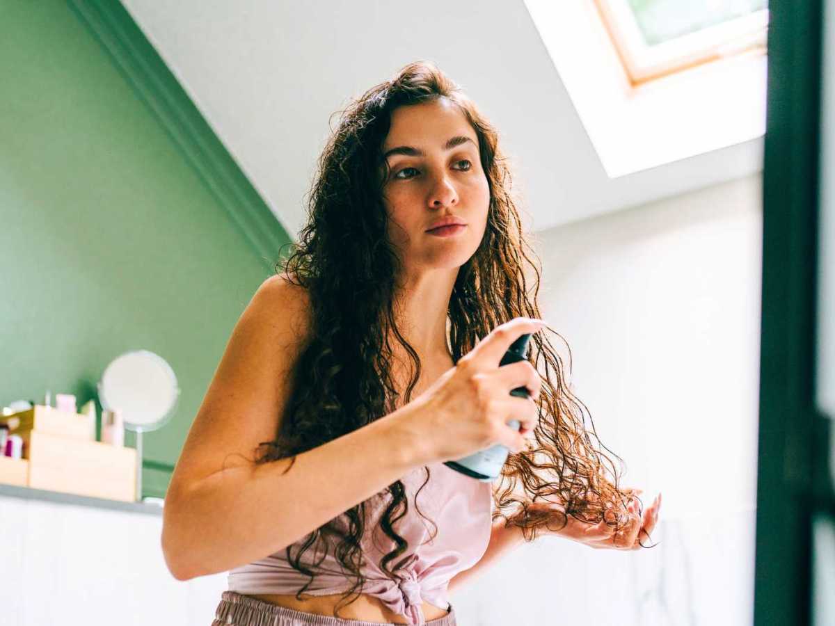 Ich bin Beauty-Redakteurin – seit ich Trockenshampoo SO benutze, sind meine Haare weniger fettig