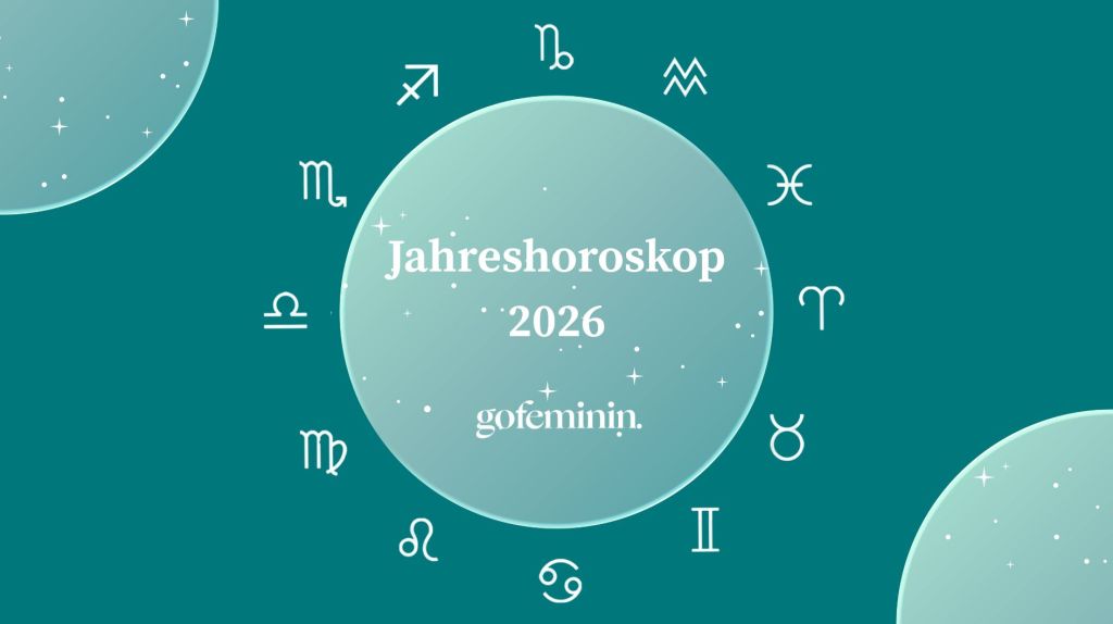 Grafische Darstellung aller Sternzeichen rund um einen hellen Kreis mit Text &bdquo;Jahreshoroskop 2026&ldquo; und Logo von gofeminin.