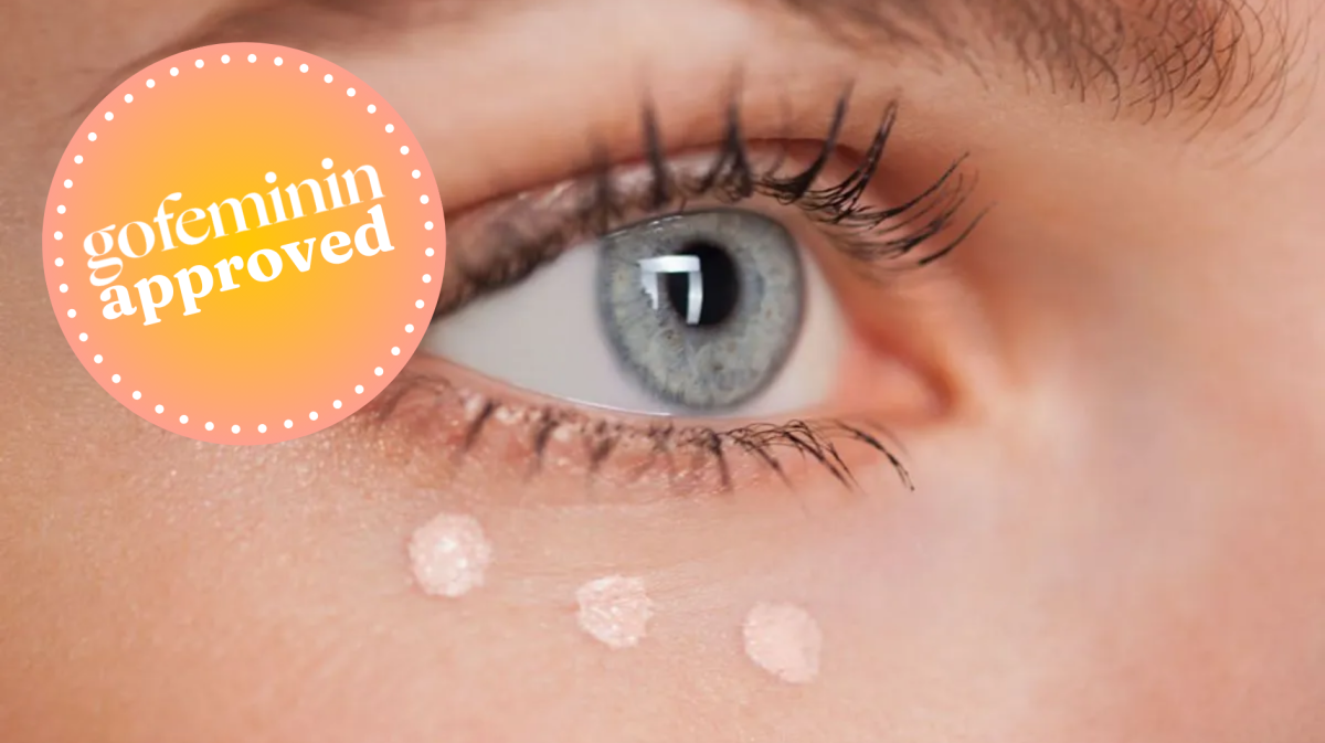 Das blaue Auge einer Frau mit Concealer, daneben das gofeminin Logo