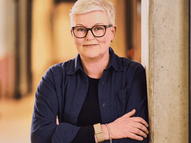 Dr. Doris Henn