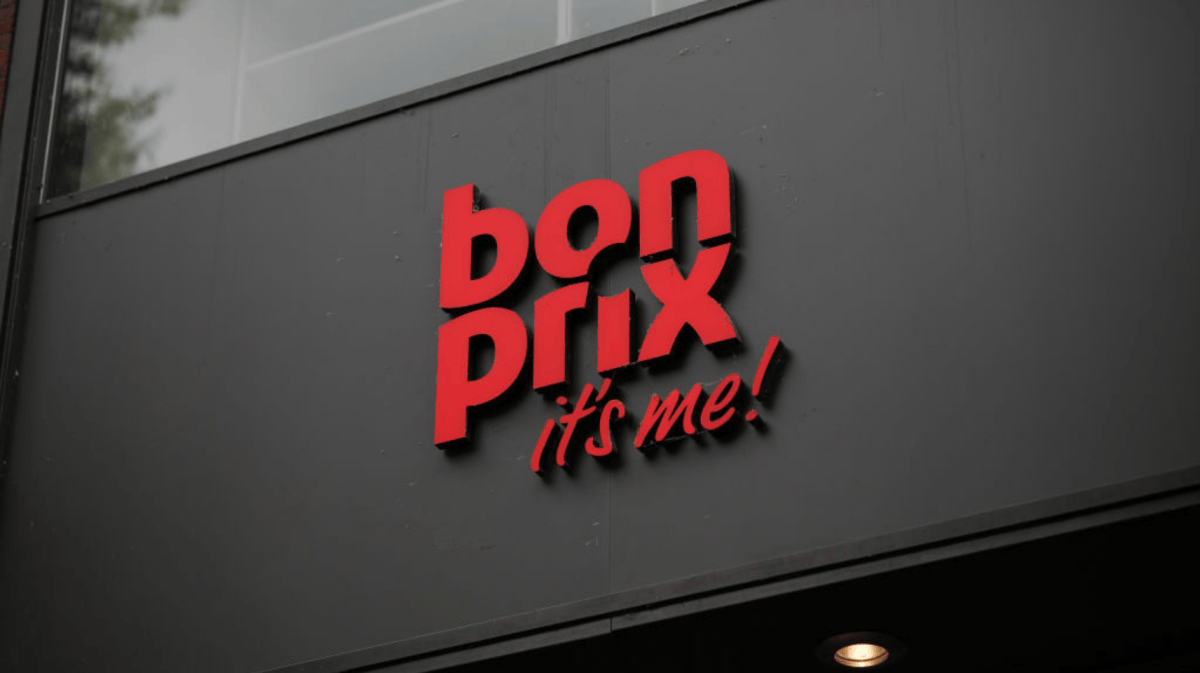 bonprix Logo an einem Shop