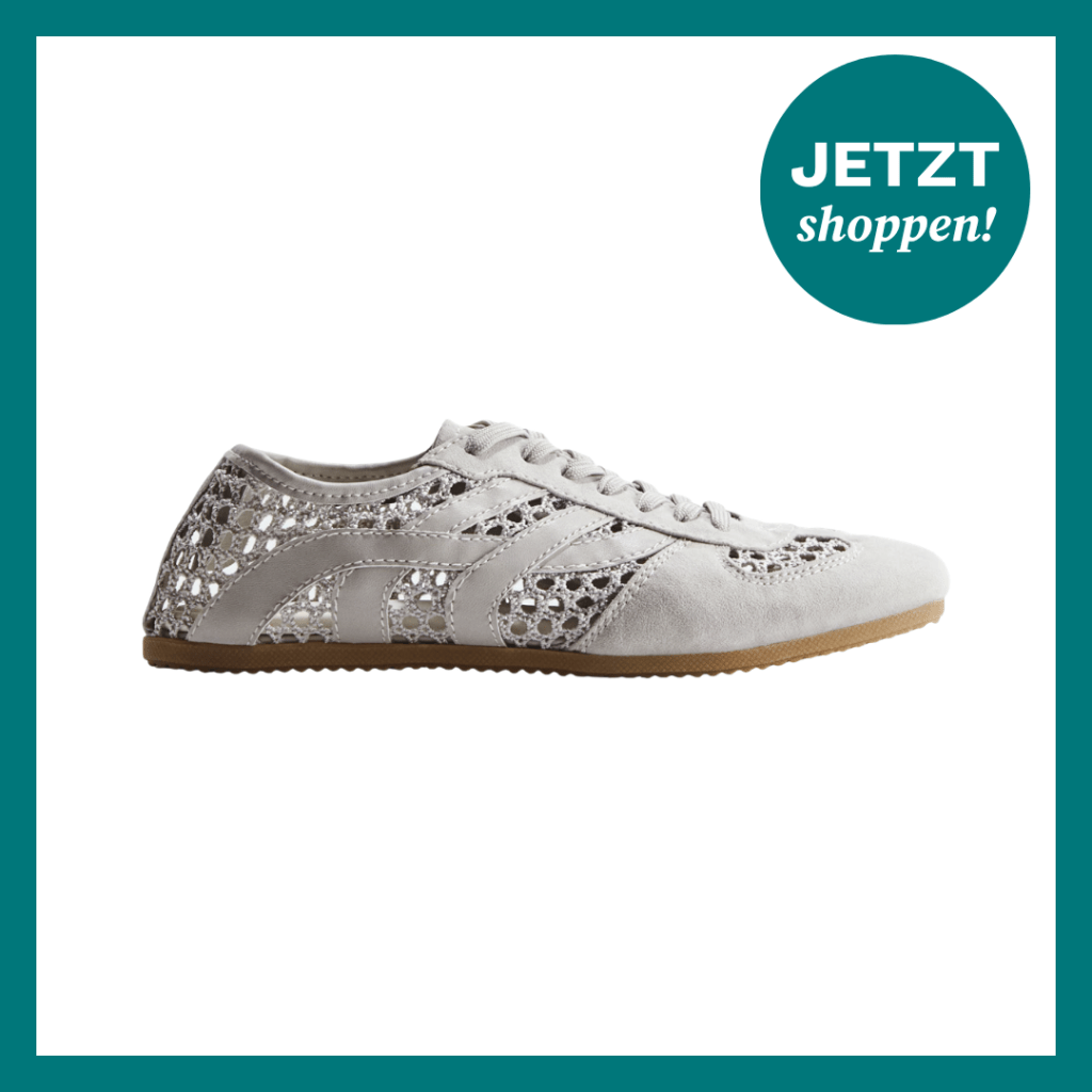 Heller Sommer-Sneaker mit luftdurchlässigem Material